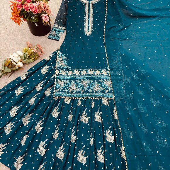 GEORGETTE WITH HEAVY EMBROIDERY SALWA SUIT - Picture 5 of 8